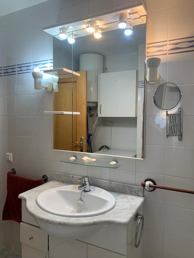 Apartamento En Primerisima Linea De Playa Con Espectaculares Vistas Netflix, Prime Y Disney Oropesa del Mar Ngoại thất bức ảnh